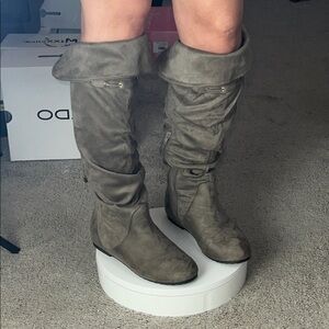ALDO Women's Taupe Over the Knee Boots 7